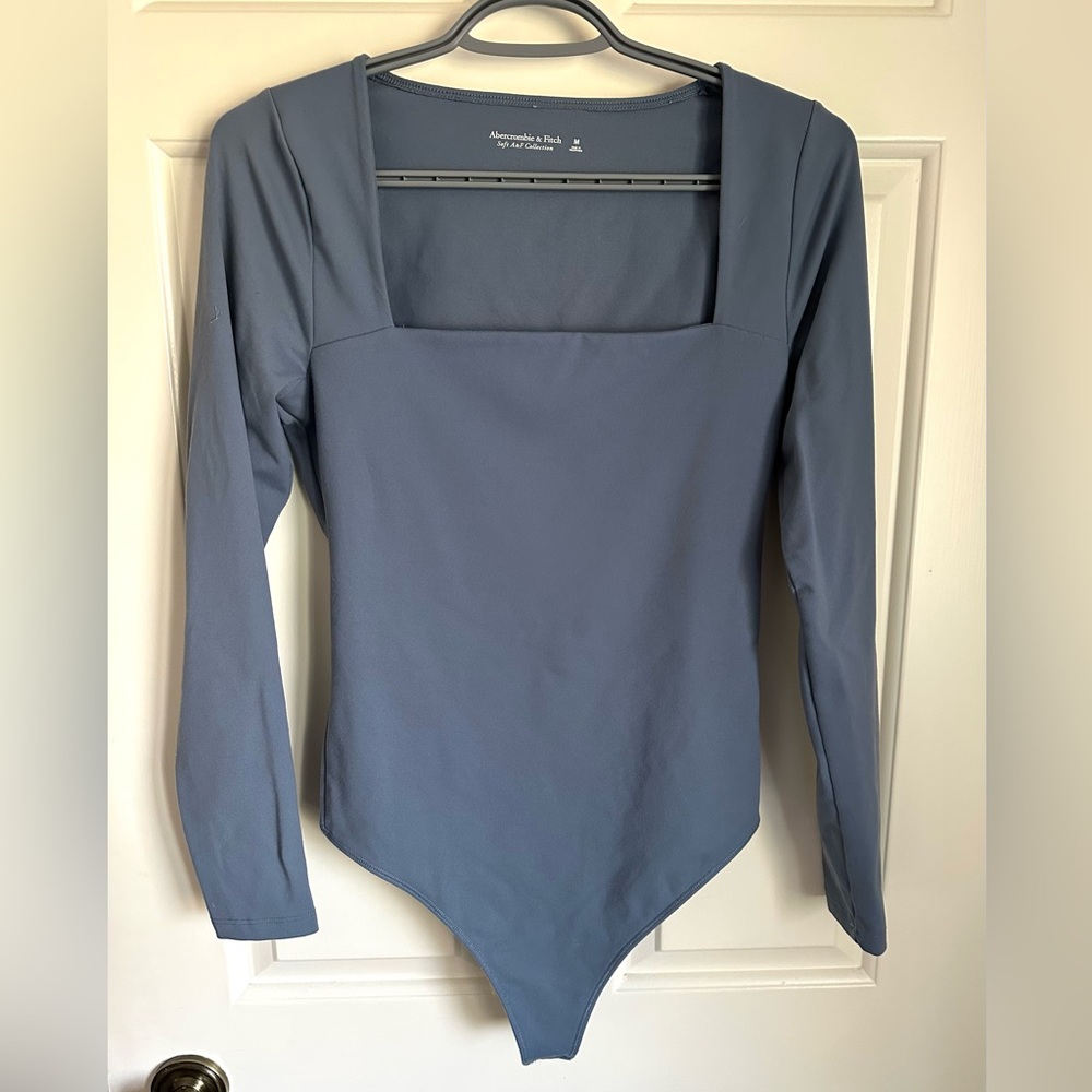 Abercrombie & Fitch Long Sleeve Square Neck Bodysuit